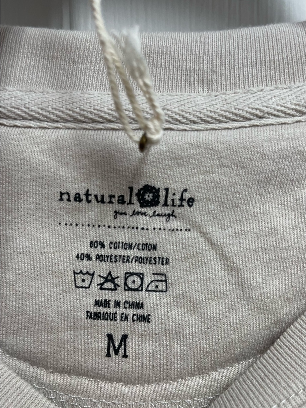 NATURAL LIFE Cream Graphic Crewneck Sweatshirt sz M - Picture 3 of 6